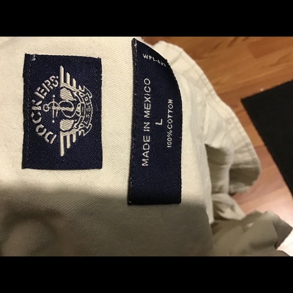 Dockers work shirt - Picture 2 of 2